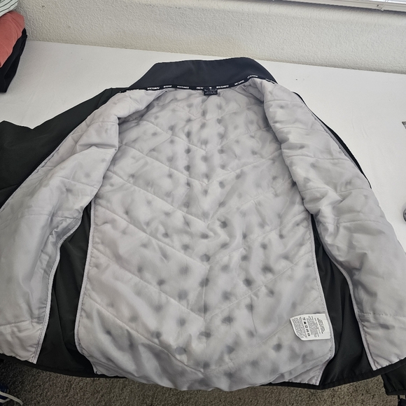 Nike Aerolayer Running Jacket Men’s Medium Green Windproof Lightweight - Picture 11 of 16